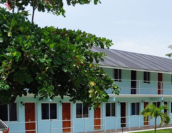 Airport Beach Hotel